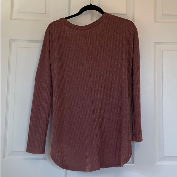 LAST CHANCE Waffle knit top - Picture 3 of 3